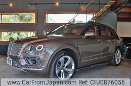 bentley bentley-bentayga 2017 -BENTLEY--Bentley Bentayga ABA-BADDB--SJAAF14V6JC018731---BENTLEY--Bentley Bentayga ABA-BADDB--SJAAF14V6JC018731-