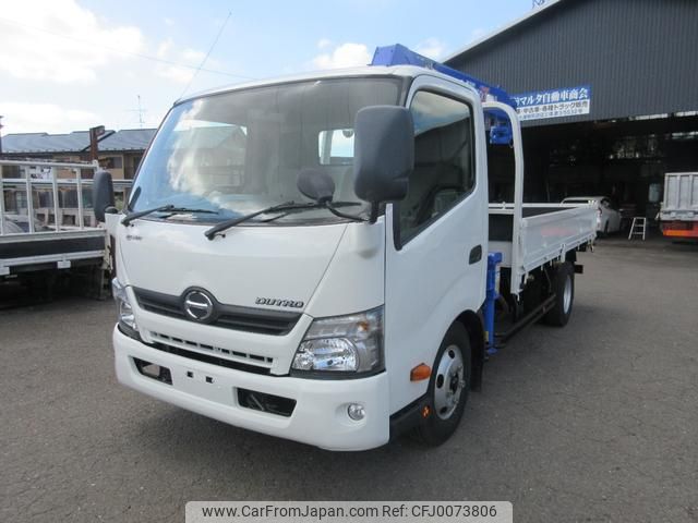 hino dutro 2016 GOO_NET_EXCHANGE_0902832A30240802W001 image 1