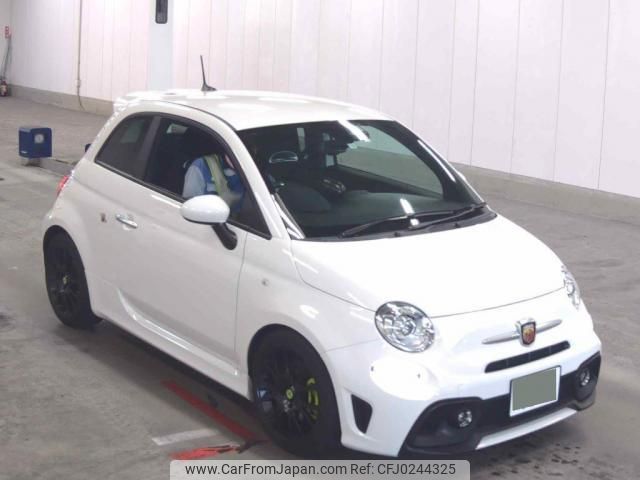 abarth 595 2022 quick_quick_3BA-31214T_ZFABF1H9NJG11352 image 1