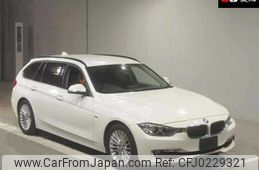 bmw 3-series 2013 -BMW--BMW 3 Series 3B20-0F944018---BMW--BMW 3 Series 3B20-0F944018-