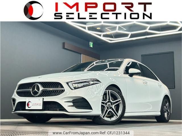 mercedes-benz a-class 2019 quick_quick_177147M_WDD1771472W031370 image 1