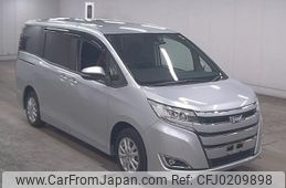 toyota noah 2020 quick_quick_6AA-ZWR80G_ZWR80-0461437