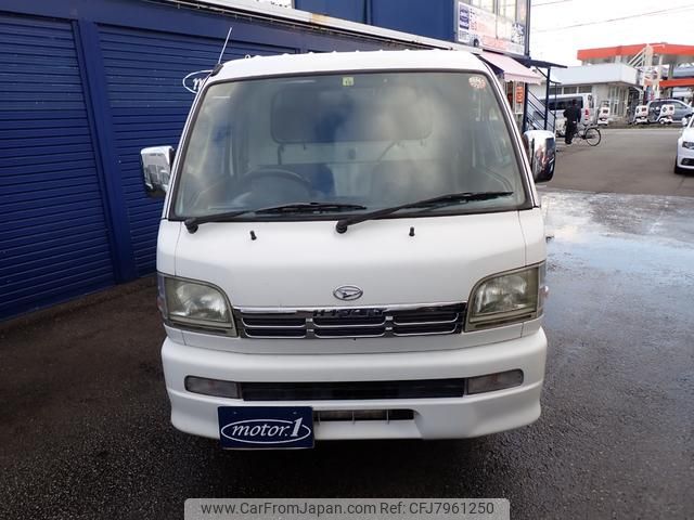 daihatsu hijet-truck 2003 GOO_JP_700116120430221031002 image 2