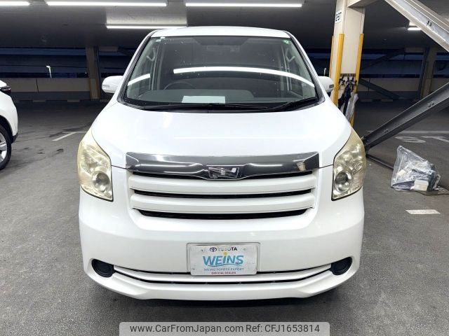 toyota noah 2009 CFJ1653814 image 2