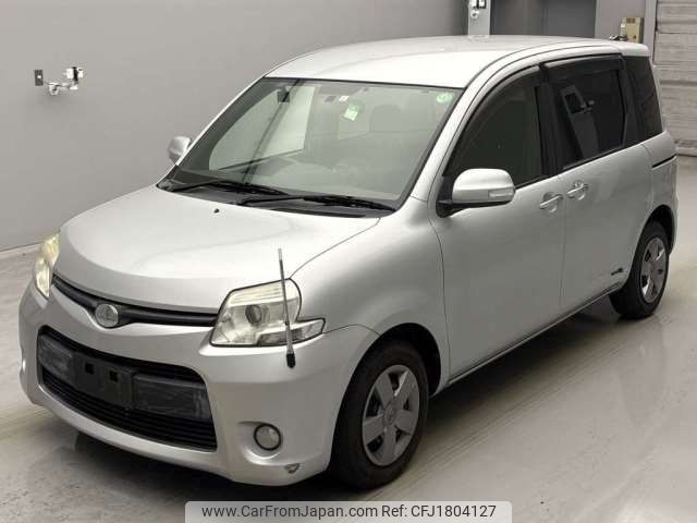 toyota sienta 2015 CFJ1804127 image 1
