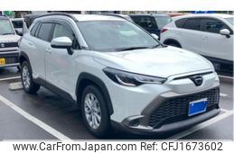 toyota corolla-cross 2023 CFJ1673602
