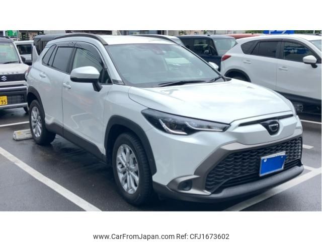 toyota corolla-cross 2023 CFJ1673602 image 1