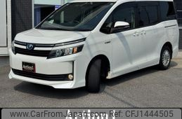 toyota voxy 2015 CFJ1444505
