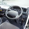 isuzu elf-truck 2005 CFJ1858566 image 20