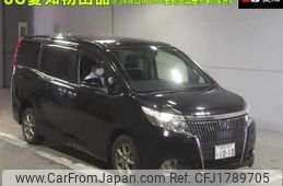 toyota esquire 2015 CFJ1789705