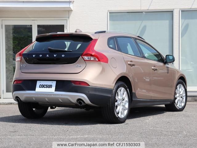 volvo v40 2016 CFJ1550303 image 2