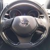 toyota c-hr 2018 quick_quick_DAA-ZYX10_ZYX10-2105559 image 14