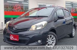 toyota vitz 2011 -TOYOTA 【岩手 530ﾕ2011】--Vitz DBA-NSP135--NSP135-2005493---TOYOTA 【岩手 530ﾕ2011】--Vitz DBA-NSP135--NSP135-2005493-
