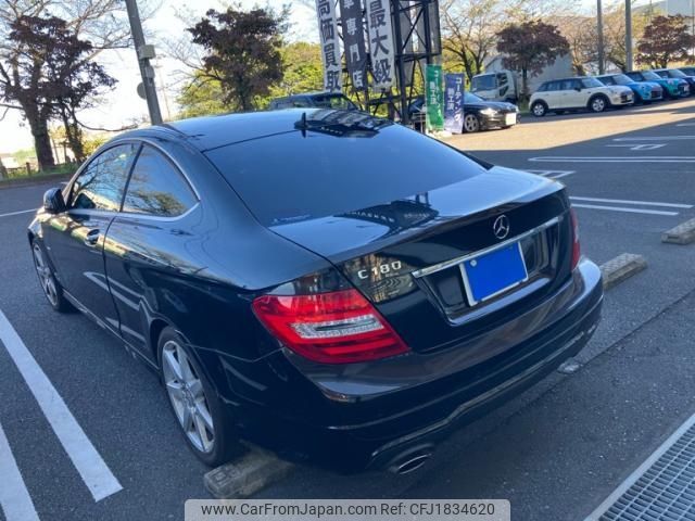 mercedes-benz c-class 2012 CFJ1834620 image 2