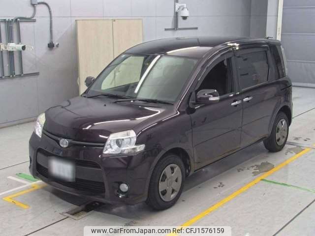 toyota sienta 2013 CFJ1576159 image 1