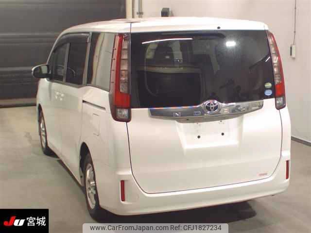 toyota noah 2015 CFJ1827234 image 2