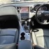 nissan skyline 2015 -NISSAN--Skyline DAA-HV37--HV37-208402---NISSAN--Skyline DAA-HV37--HV37-208402- image 3