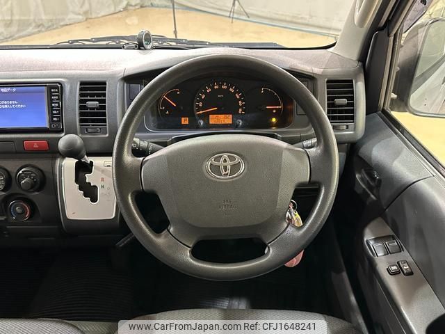 toyota regiusace-van 2017 CFJ1648241 image 2