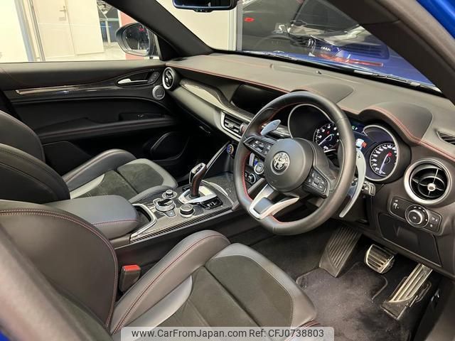 alfa-romeo stelvio 2022 quick_quick_94920_ZARPAHJN2N7D48250 image 2