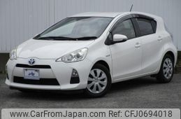 toyota aqua 2013 -TOYOTA--AQUA NHP10--2244625---TOYOTA--AQUA NHP10--2244625-