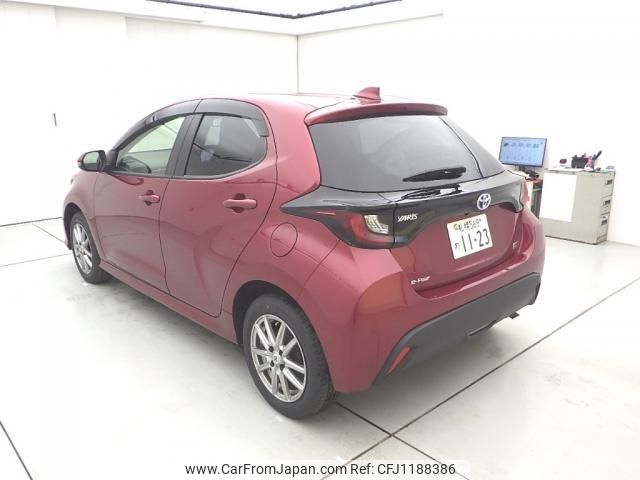 toyota yaris 2021 quick_quick_6AA-MXPH15_MXPH15-0010078 image 2
