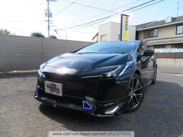 toyota prius 2024 CFJ1577675 image 1