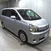 toyota voxy 2011 CFJ1861715 image 1