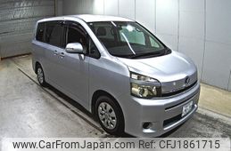 toyota voxy 2011 CFJ1861715