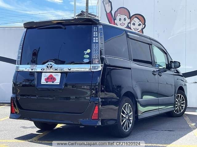 toyota voxy 2014 CFJ1620524 image 2