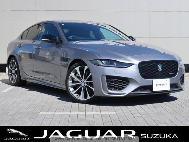 jaguar xe 2024 CFJ1832836 image 1