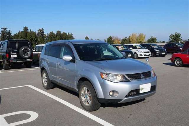 2008 Mitsubishi Outlander DBA-CW5W 4WD - Car Price $4,500