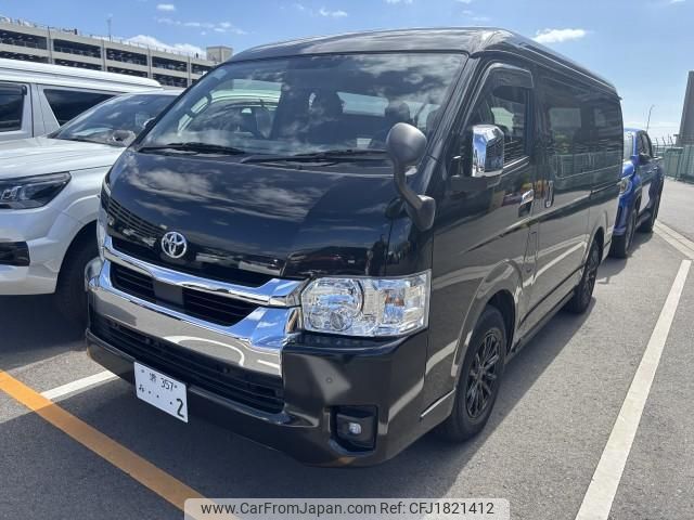 toyota hiace-wagon 2023 CFJ1821412 image 1