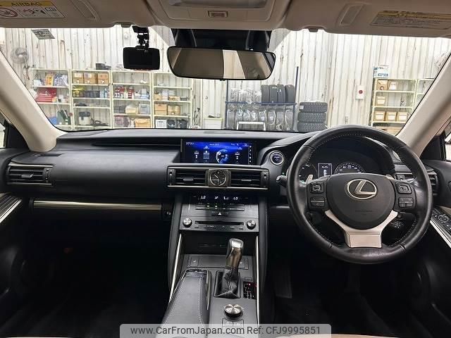 lexus is 2017 quick_quick_DAA-AVE30_AVE30-5066113 image 2