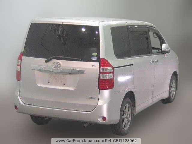 toyota noah 2012 -TOYOTA--Noah DBA-ZRR75G--ZRR75-0095790---TOYOTA--Noah DBA-ZRR75G--ZRR75-0095790- image 2