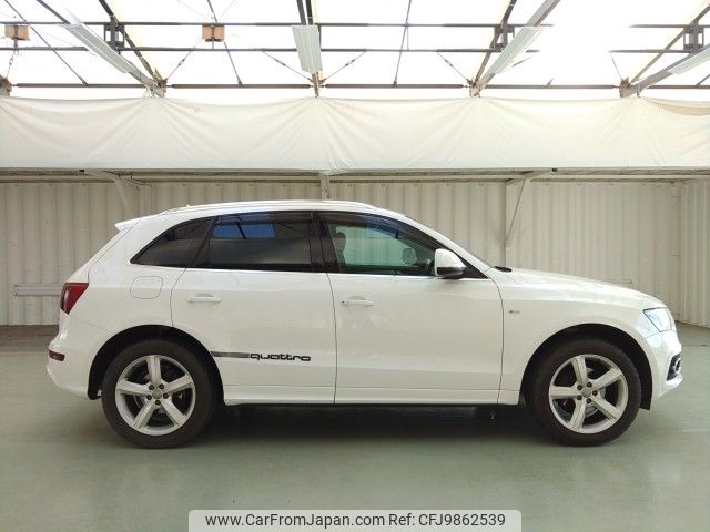 audi q5 2009 ENHANCEAUTO_1_ea283737 image 2