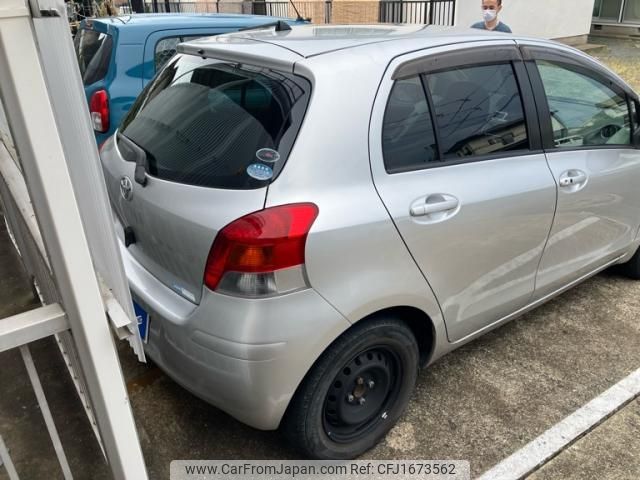 toyota vitz 2010 CFJ1673562 image 1