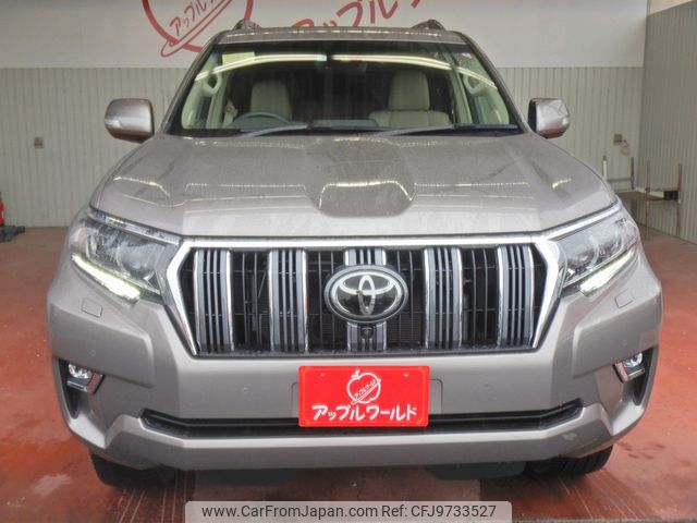 toyota land-cruiser-prado 2021 24111610 image 2