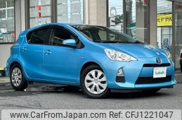 toyota aqua 2012 -TOYOTA--AQUA DAA-NHP10--NHP10-2045999---TOYOTA--AQUA DAA-NHP10--NHP10-2045999-