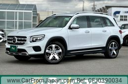 mercedes-benz glb-class 2023 quick_quick_247613M_W1N2476132W275340