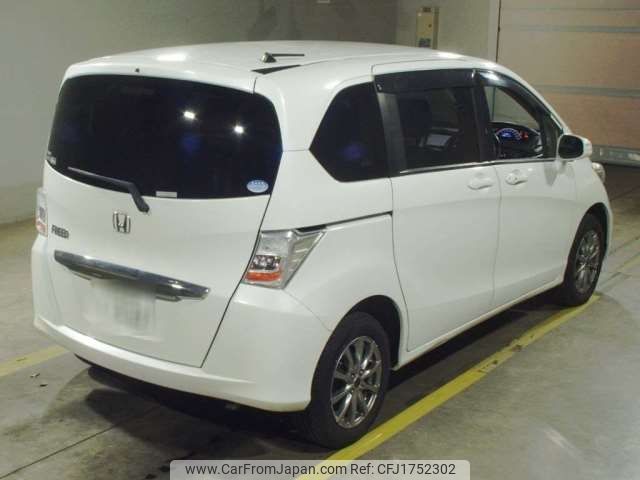 honda freed 2014 CFJ1752302 image 2