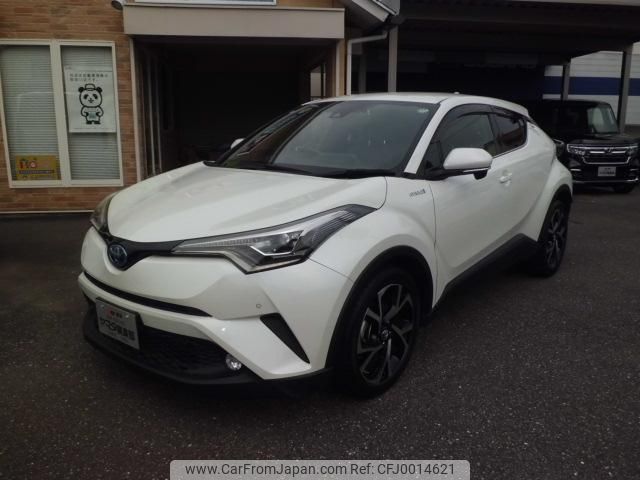 toyota c-hr 2017 quick_quick_DAA-ZYX10_ZYX10-2017629 image 1