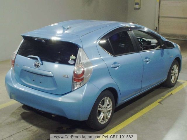 toyota aqua 2012 -TOYOTA--AQUA NHP10-2077180---TOYOTA--AQUA NHP10-2077180- image 2