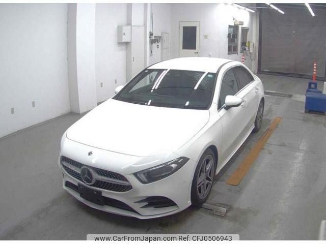 mercedes-benz a-class 2021 quick_quick_3DA-177112_W1K1771122J291345 image 1