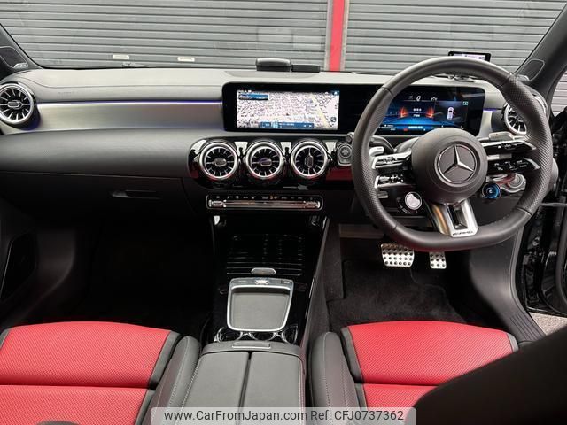 mercedes-benz a-class 2023 quick_quick_177054M_W1K1770542N313352 image 2