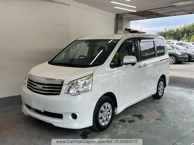 toyota noah 2013 -TOYOTA 【大阪 503ほ2299】--Noah ZRR70G-0555226---TOYOTA 【大阪 503ほ2299】--Noah ZRR70G-0555226- image 1