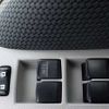 toyota vitz 2010 3282185-N2025060368A-24 image 11