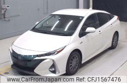 toyota prius-phv 2017 CFJ1567476