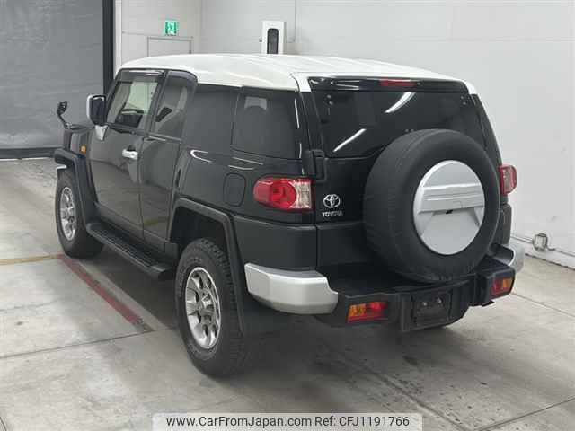 toyota fj-cruiser 2013 -TOYOTA--FJ Curiser GSJ15W-0122235---TOYOTA--FJ Curiser GSJ15W-0122235- image 2
