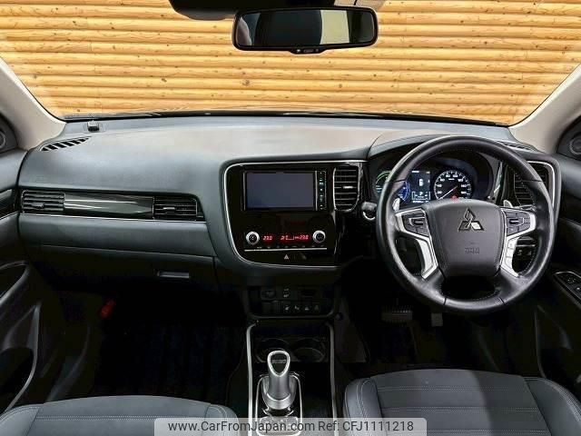 mitsubishi outlander-phev 2020 quick_quick_5LA-GG3W_GG3W-0800270 image 2