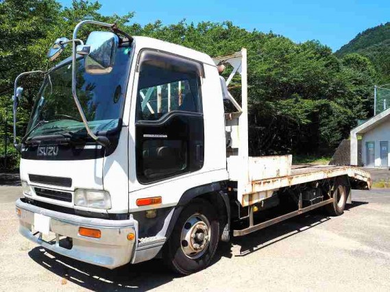 激レア　英語版　　isuzu track 輸出　カタログ IMG_8250 | いすゞ自動車近畿株式会社